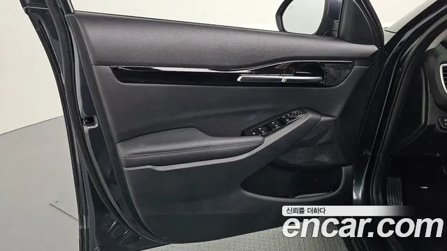Kia Seltos Seltos Бензин 1.6 Turbo 4WD — Фото автомобиля 24