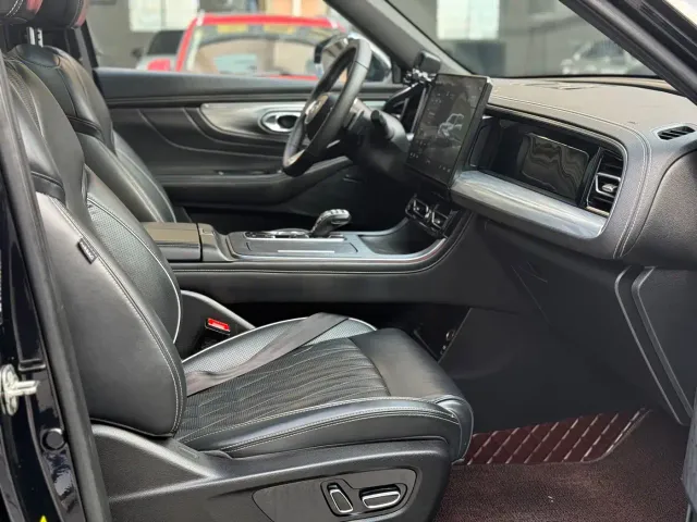 GAC Trumpchi GS8 — Фото автомобиля 6