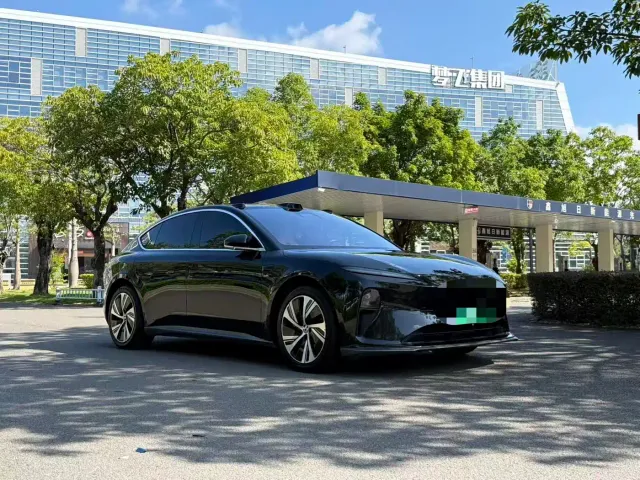Nio ET5 — Фото автомобиля 3