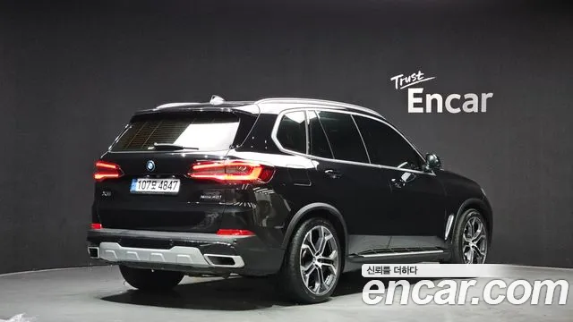 BMW X5 — Фото автомобиля 2