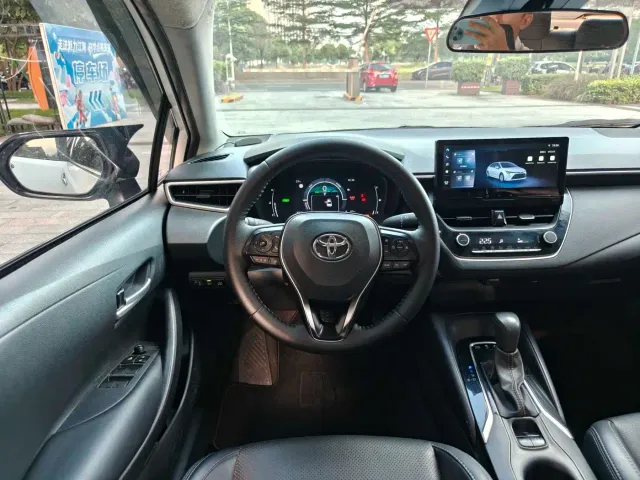Toyota Levin 2023 Smart Hybrid 1.8L Leading Edition — Фото автомобиля 10