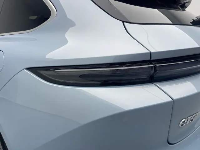 Nio ET5 Touring — Фото автомобиля 16