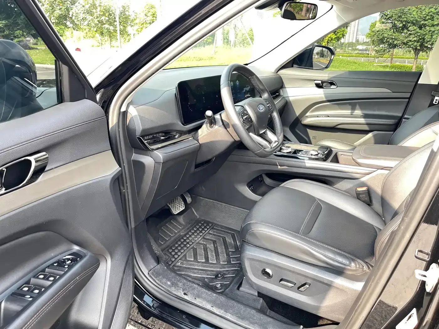 Ford Lingrui 2022 EcoBoost 170 Elite — Фото автомобиля 4