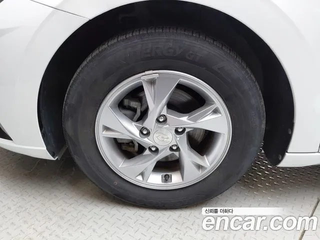 Hyundai AVANTE Avante (CN7) 1.6 LPi (Для проката) — Фото автомобиля 5
