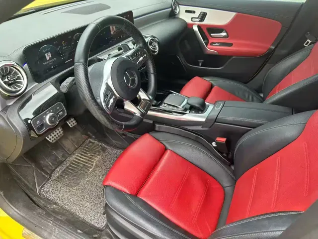 Mercedes-Benz CLA-Class AMG — Фото автомобиля 5