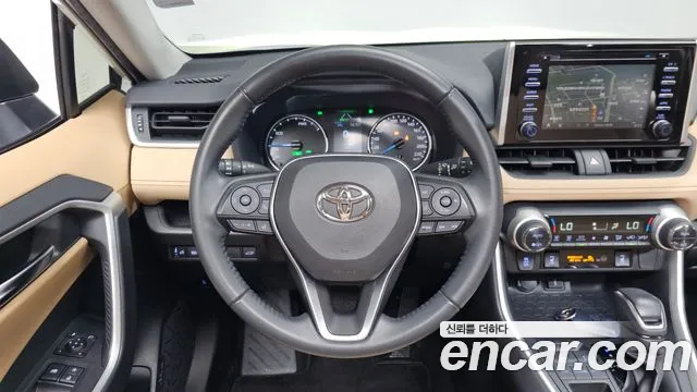 Toyota RAV4 — Фото автомобиля 13