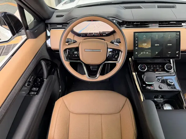Land Rover Range Rover Sport — Фото автомобиля 11