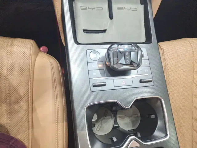 BYD Song L DM-i — Фото автомобиля 13