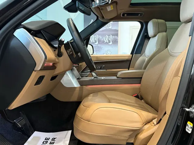 Land Rover Range Rover — Фото автомобиля 11