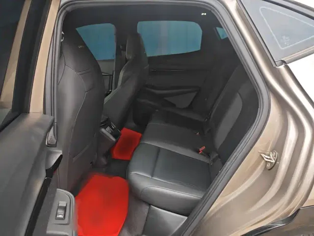 Volkswagen ID. Unyx 06 — Фото автомобиля 16