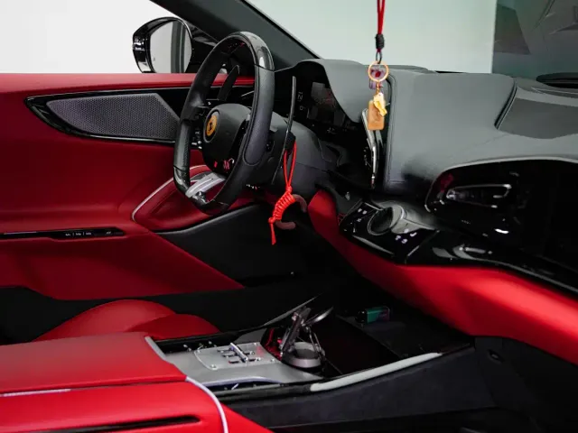 Ferrari Purosangue — Фото автомобиля 23