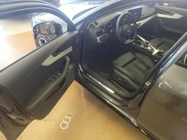 Audi A4L — Фото автомобиля 15