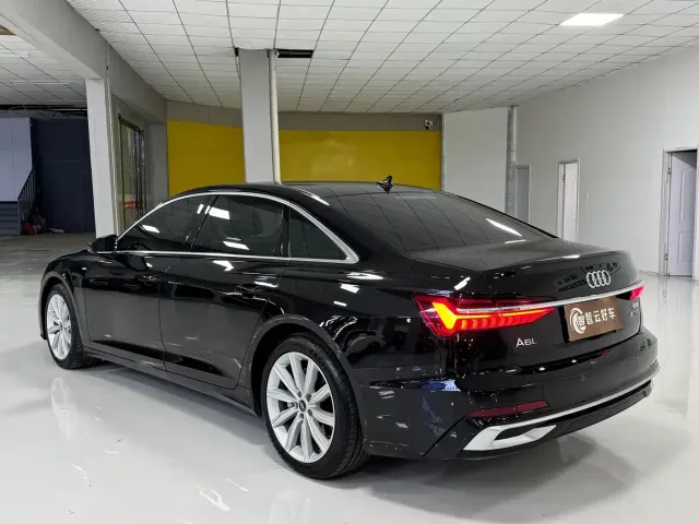 Audi A6L — Фото автомобиля 7