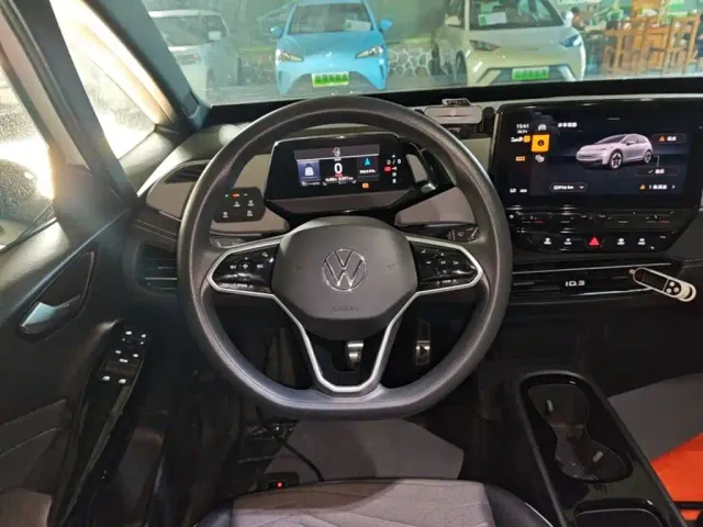 Volkswagen ID.3 — Фото автомобиля 10