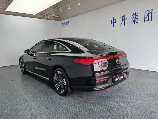 Mercedes-Benz EQS — Фото автомобиля 4