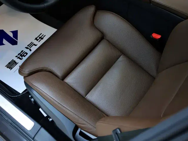 Volvo S90 — Фото автомобиля 30