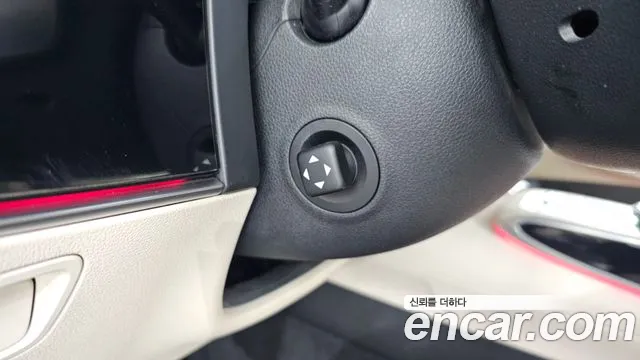 Genesis GV70 2.5T Бензин 2WD — Фото автомобиля 22