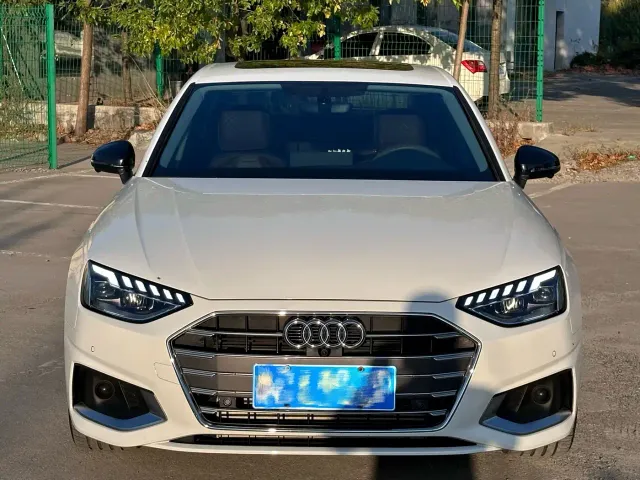 Audi A4L — Фото автомобиля 2
