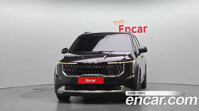 Kia Canival — Фото автомобиля 3