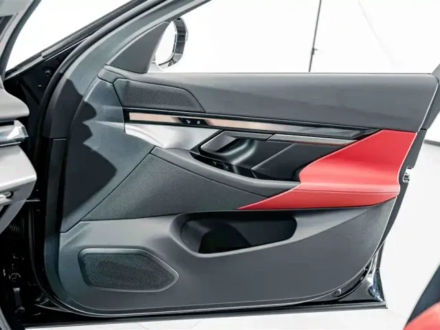 BMW i5 — Фото автомобиля 13
