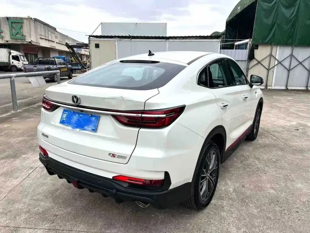 Changan CS85 COUPE — Фото автомобиля 8