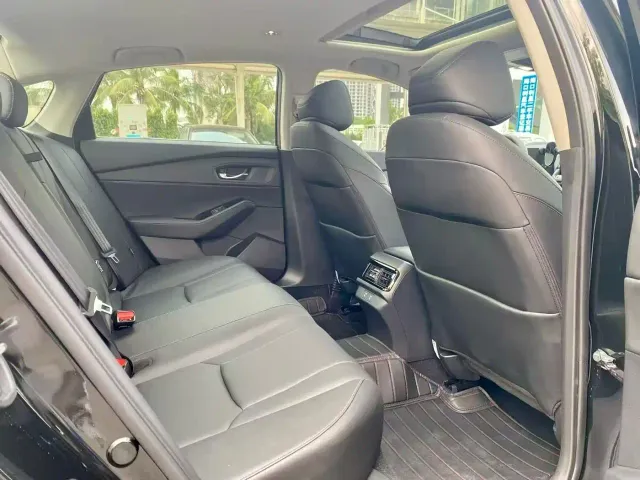 Honda Inspire — Фото автомобиля 4