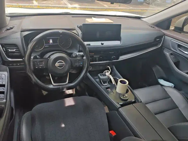 Nissan X-Trail — Фото автомобиля 12
