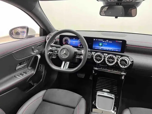 Mercedes-Benz A-Class — Фото автомобиля 17