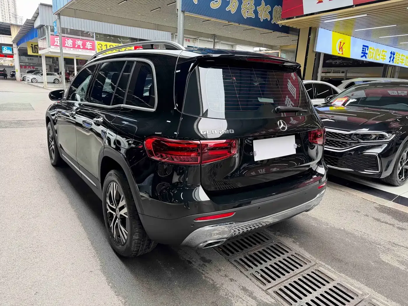 Mercedes-Benz Mercedes-Benz GLB 2024 Facelift GLB 220 Dynamic — Фото автомобиля 4