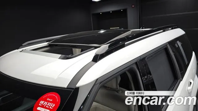 Hyundai Santa Fe MX5 — Фото автомобиля 16
