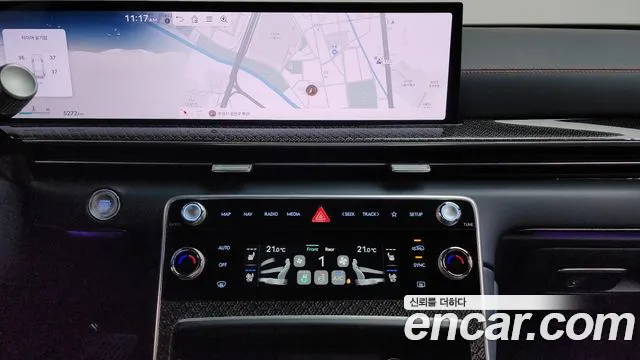 Genesis GV80 — Фото автомобиля 15
