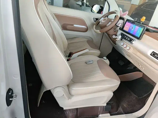 Wuling Hongguang Mini EV — Фото автомобиля 24