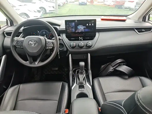 Toyota Corolla Cross — Фото автомобиля 9
