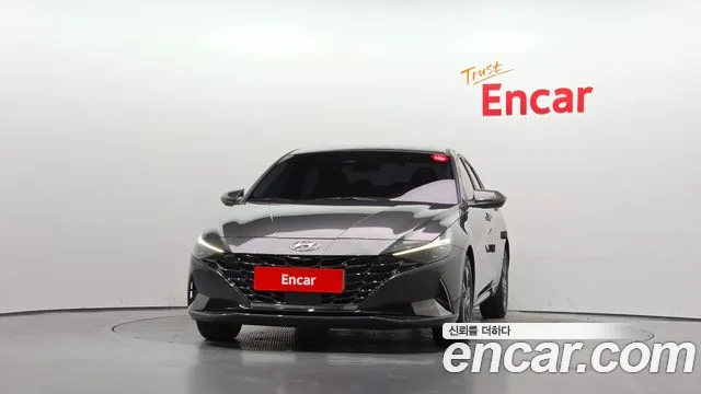 Hyundai Avante — Фото автомобиля 3