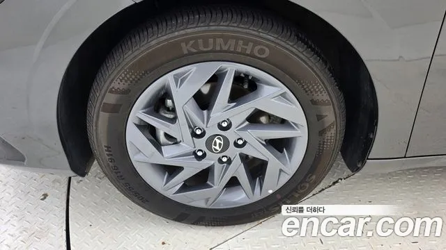 Hyundai Avante CN7 — Фото автомобиля 5