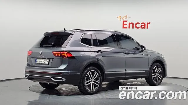 Volkswagen Tiguan — Фото автомобиля 2