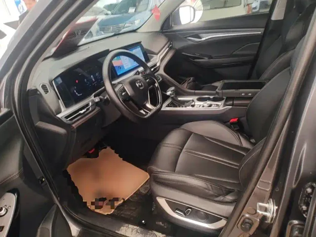 Changan CS75 Plus — Фото автомобиля 14