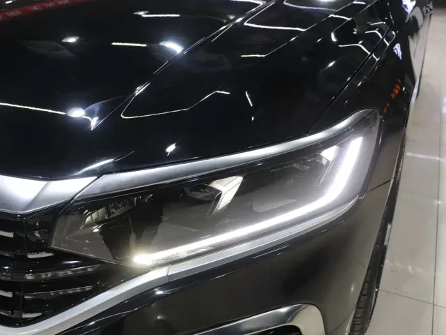 Volkswagen Passat — Фото автомобиля 16