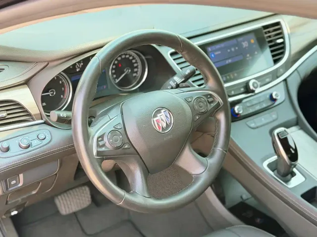 Buick LaCrosse — Фото автомобиля 8