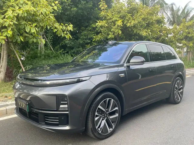 Фотография автомобиля — Li Auto L7