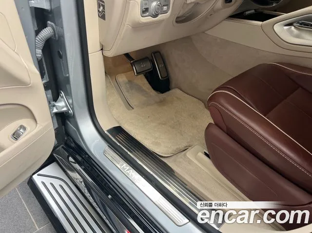 Mercedes-Benz GLS-Class — Фото автомобиля 11