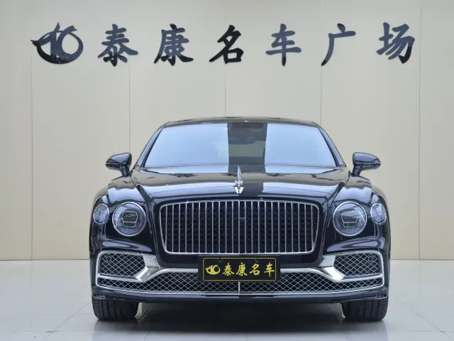 Bentley Flying Spur — Фото автомобиля 2