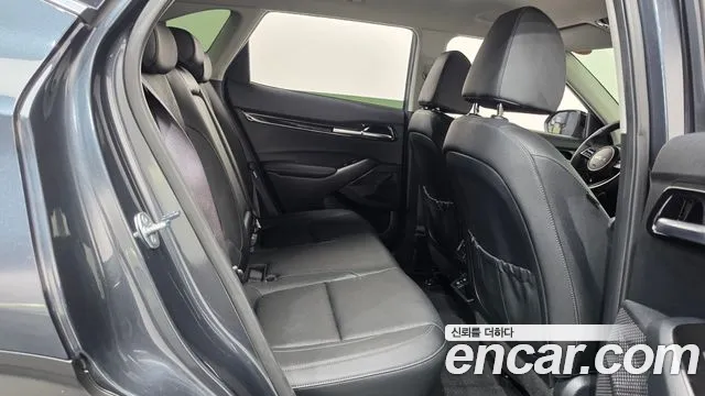 Kia Seltos — Фото автомобиля 17