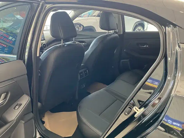 Nissan Sylphy — Фото автомобиля 8