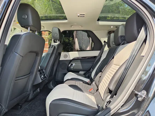Land Rover Discovery — Фото автомобиля 26