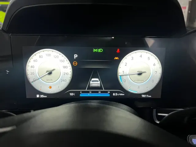 Hyundai Elantra — Фото автомобиля 23