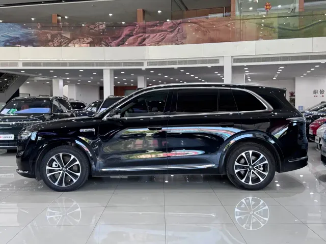 Aito M7 — Фото автомобиля 5