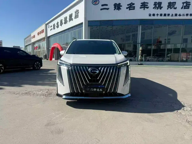 GAC Trumpchi M8 — Фото автомобиля 3