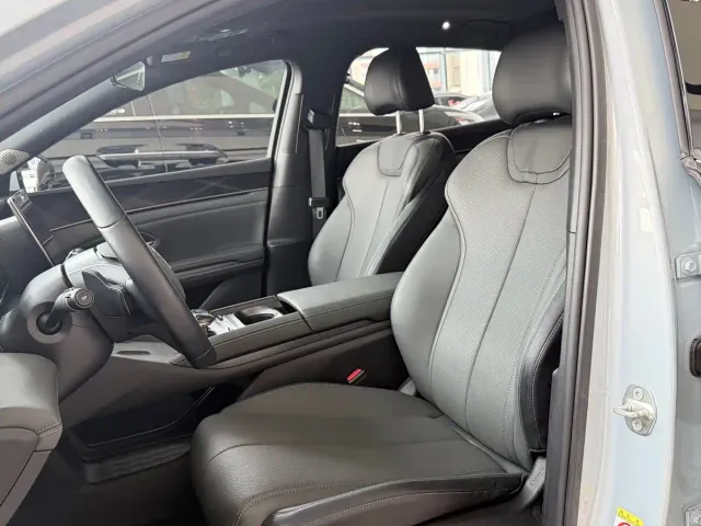 BYD Qin L — Фото автомобиля 10