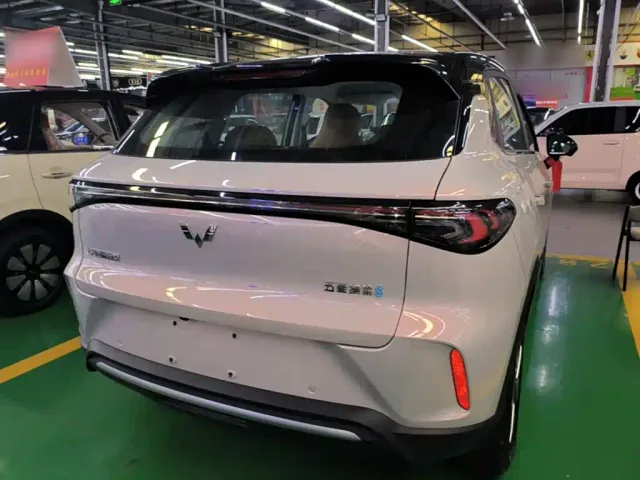 Wuling Bingo S — Фото автомобиля 5